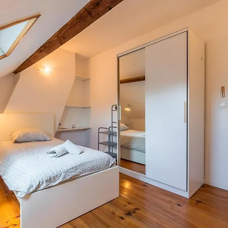 Maison D'hote St John's House * Lilla